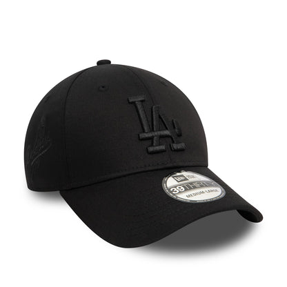 This is a LA Dodgers Monochrome Black 39THIRTY Stretch Fit Cap 1