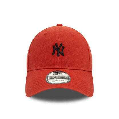 This is a New York Yankees Washed Red 9FORTY Adjustable Cap 3