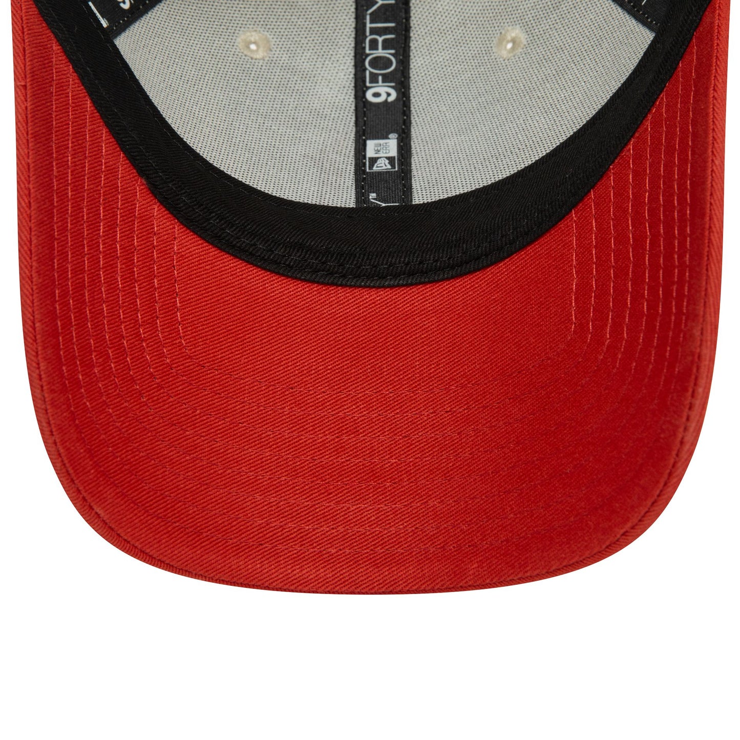 This is a New York Yankees World Series Red 9FORTY Adjustable Cap 3