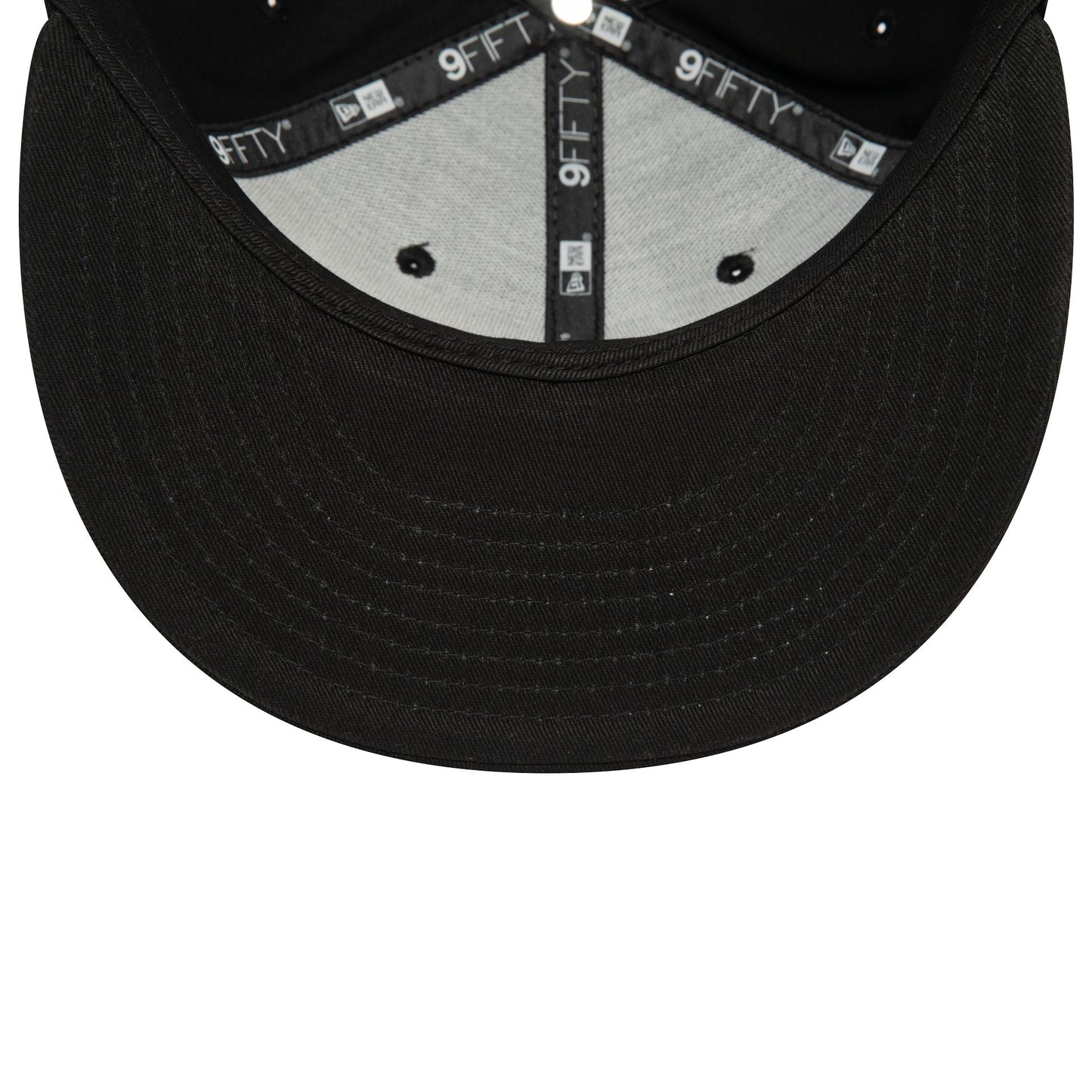 This is a Las Vegas Raiders Seasonal Flower Black 9FIFTY Snapback Cap 5