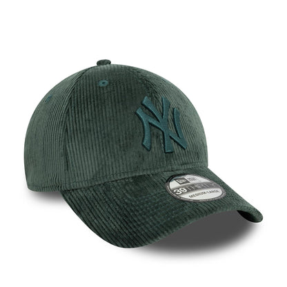 This is a New York Yankees Cord Dark Green 39THIRTY Stretch Fit Cap 3