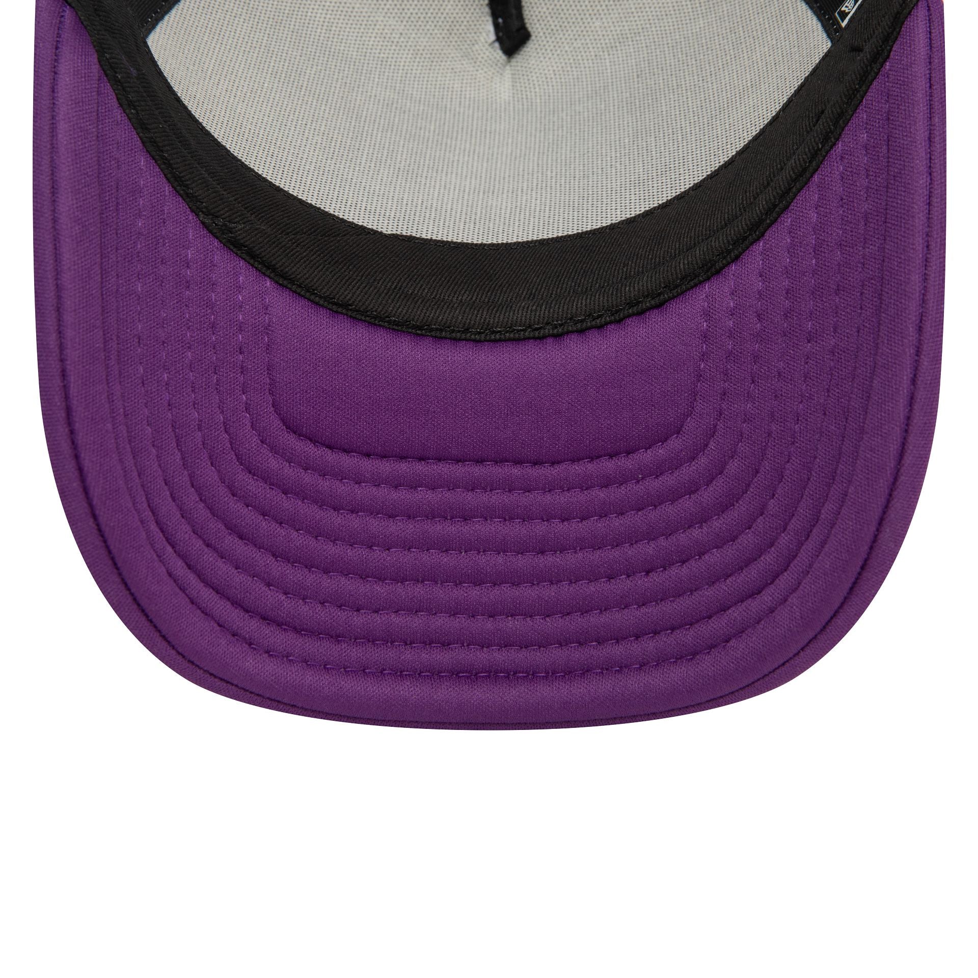 This is a LA Lakers NBA Team Colour Purple 9FORTY E-Frame Adjustable Trucker Cap 2