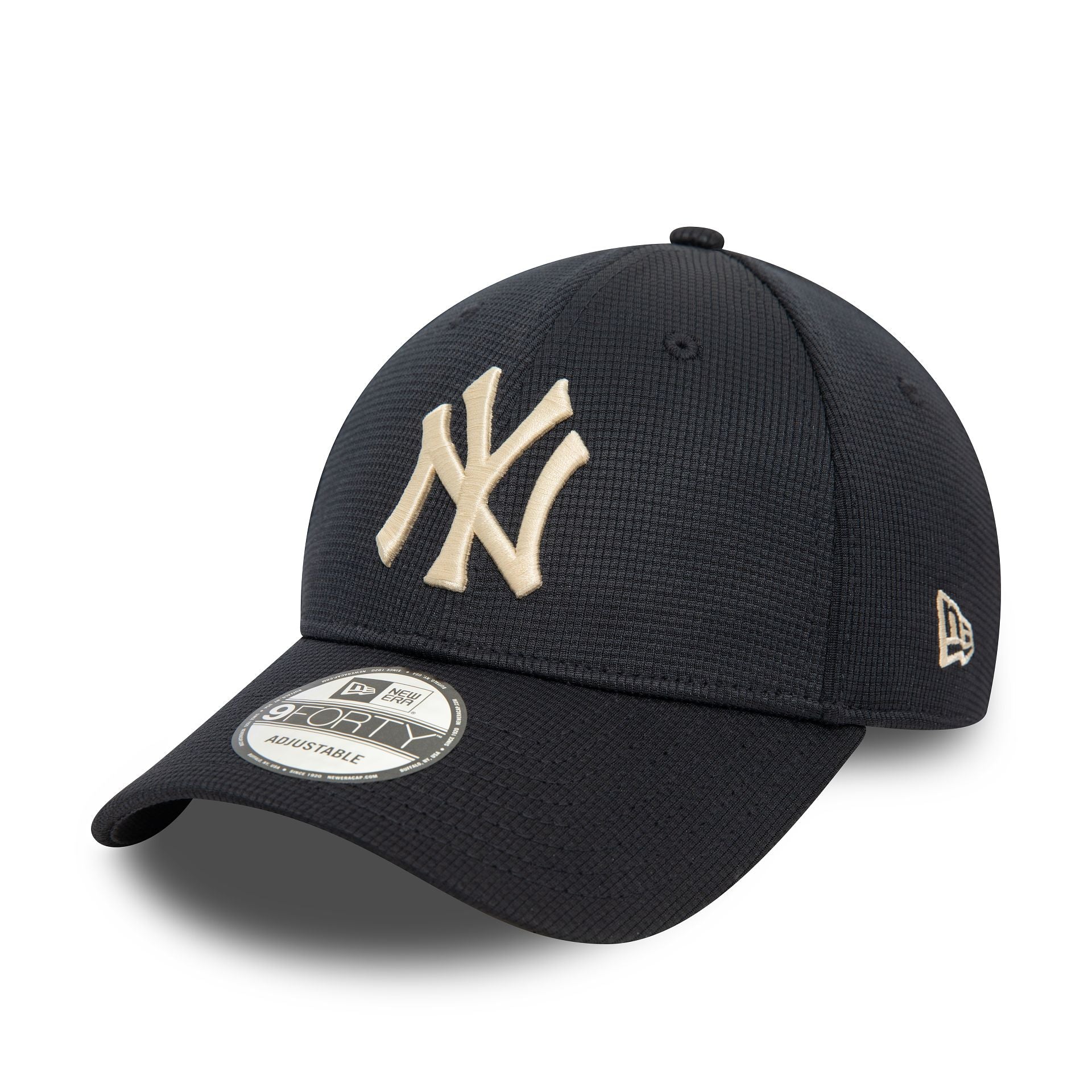 This is a New York Yankees Pivot Knit Navy 9FORTY Adjustable Cap 1