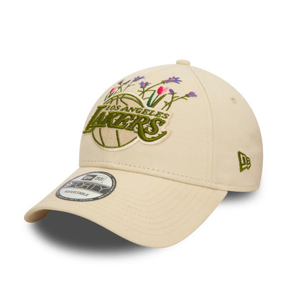 This is a LA Lakers Flower Icon Light Beige 9FORTY Adjustable Cap 5