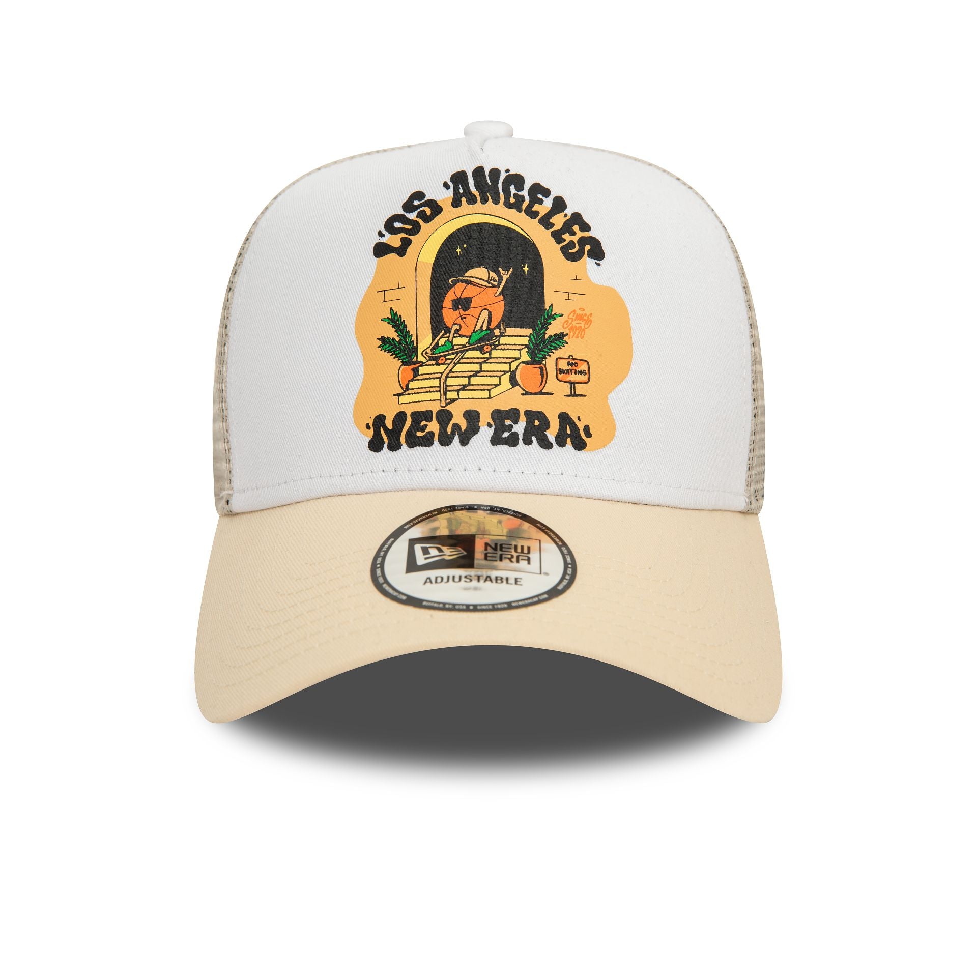 This is a New Era Los Angeles Graphic Print Light Beige 9FORTY E-Frame Adjustable Trucker Cap 3