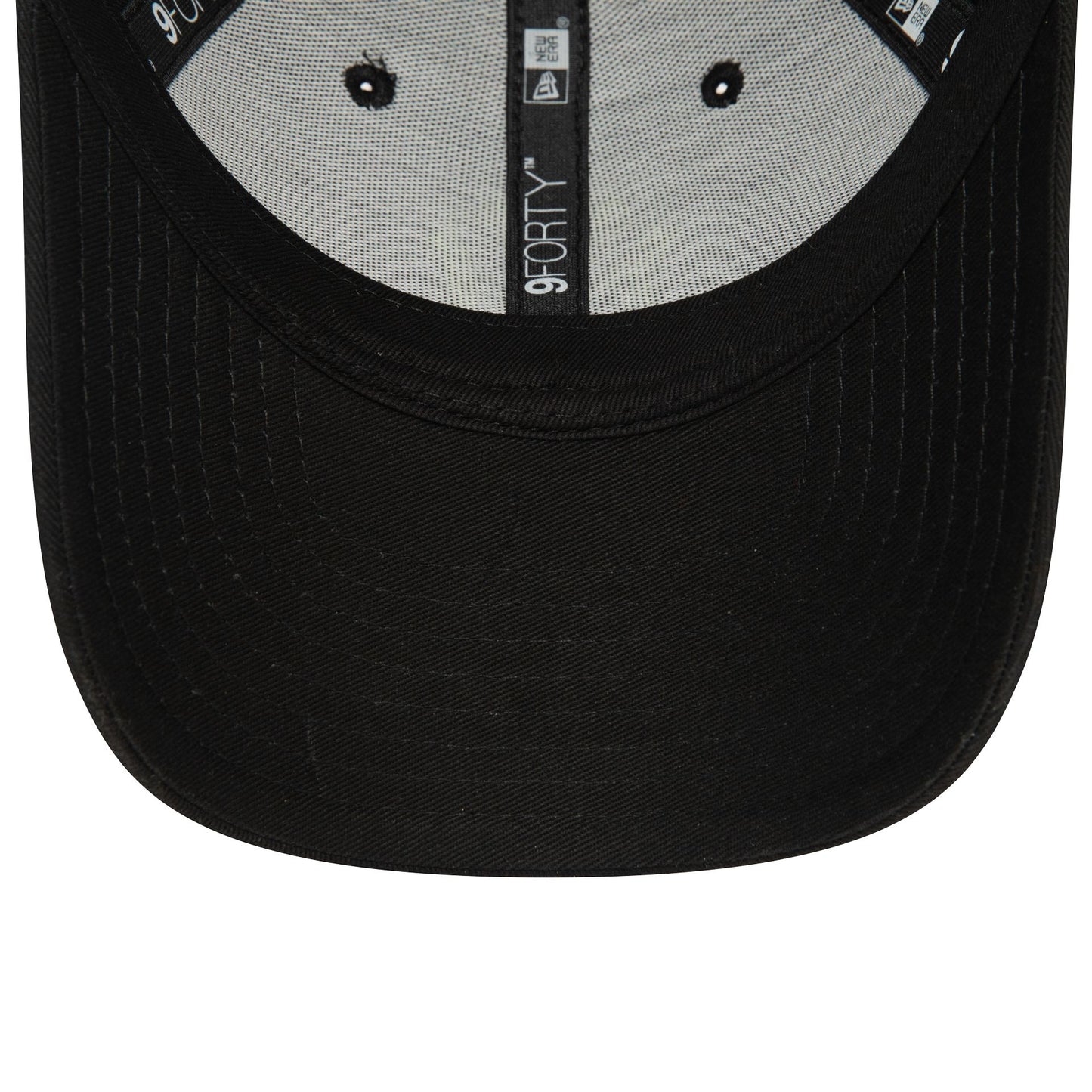 This is a New York Yankees Youth League Essential Black 9FORTY Adjustable Cap 5