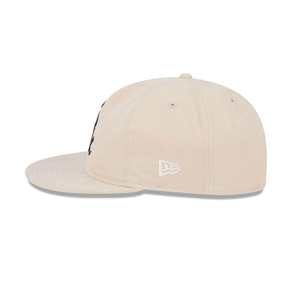 This is a Chicago White Sox Brushed Nylon Light Beige Retro Crown 9FIFTY Strapback Cap 7