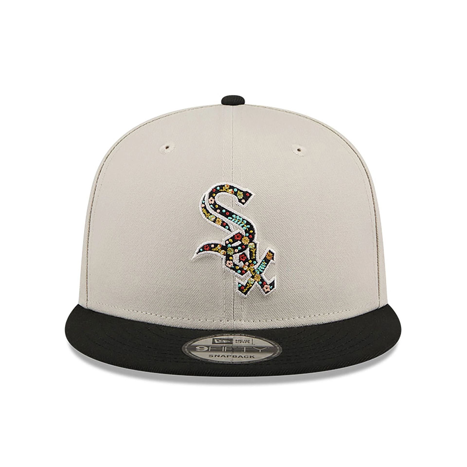 This is a Chicago White Sox Floral Fill Light Beige 9FIFTY Snapback Cap 3