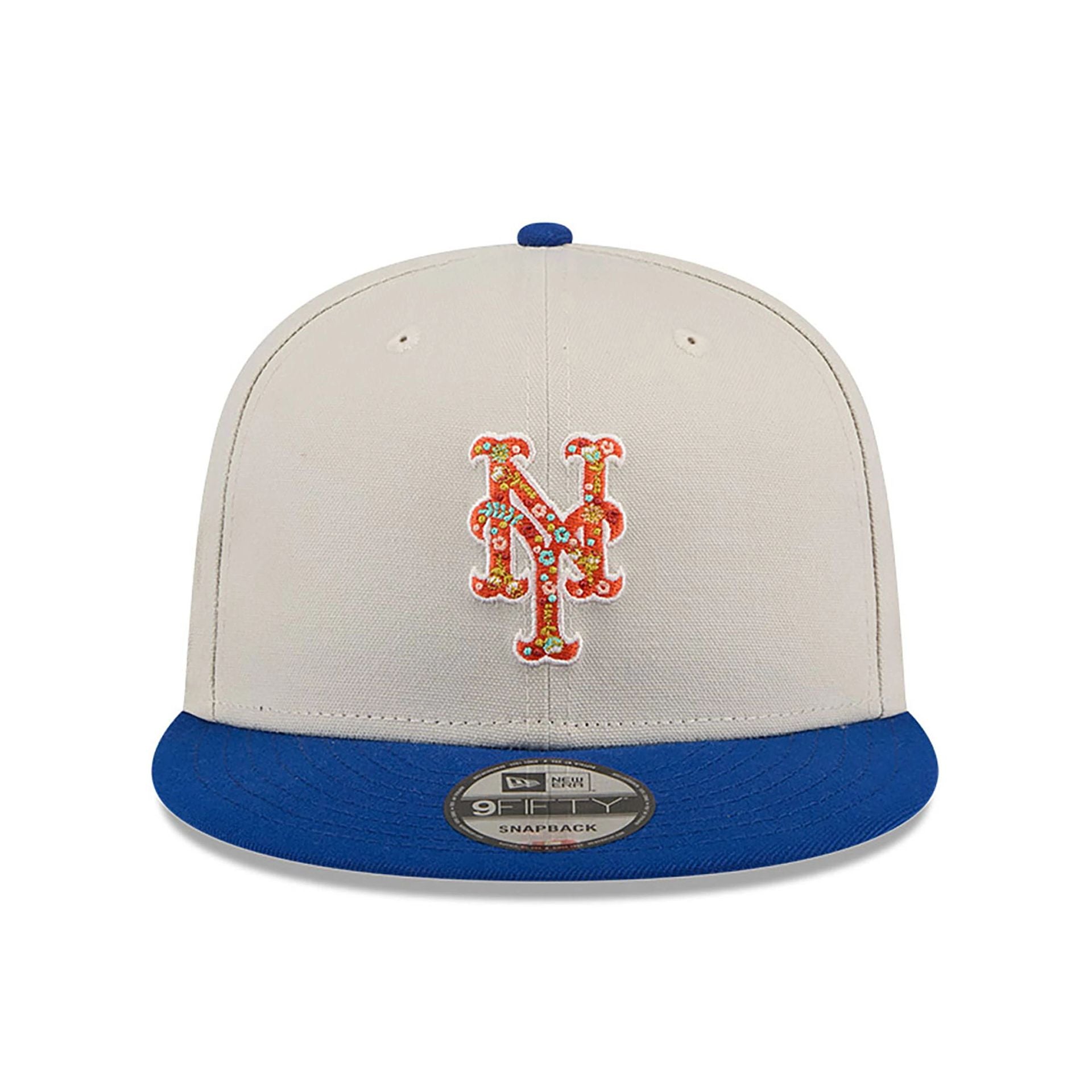 This is a New York Mets Floral Fill Light Beige 9FIFTY Snapback Cap 3