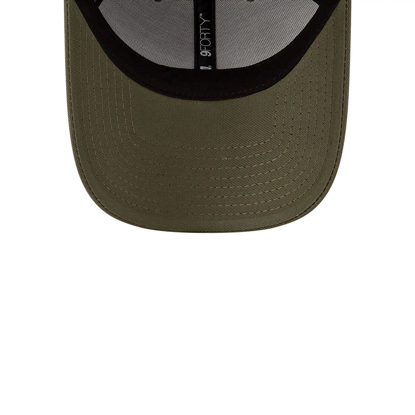 This is a Red Bull Racing Seasonal Green 9FORTY Adjustable Cap 4