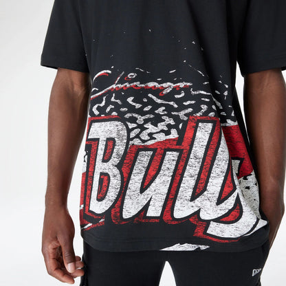 The Male model is wearing Chicago Bulls Sport Classic Black T-Shirt 7