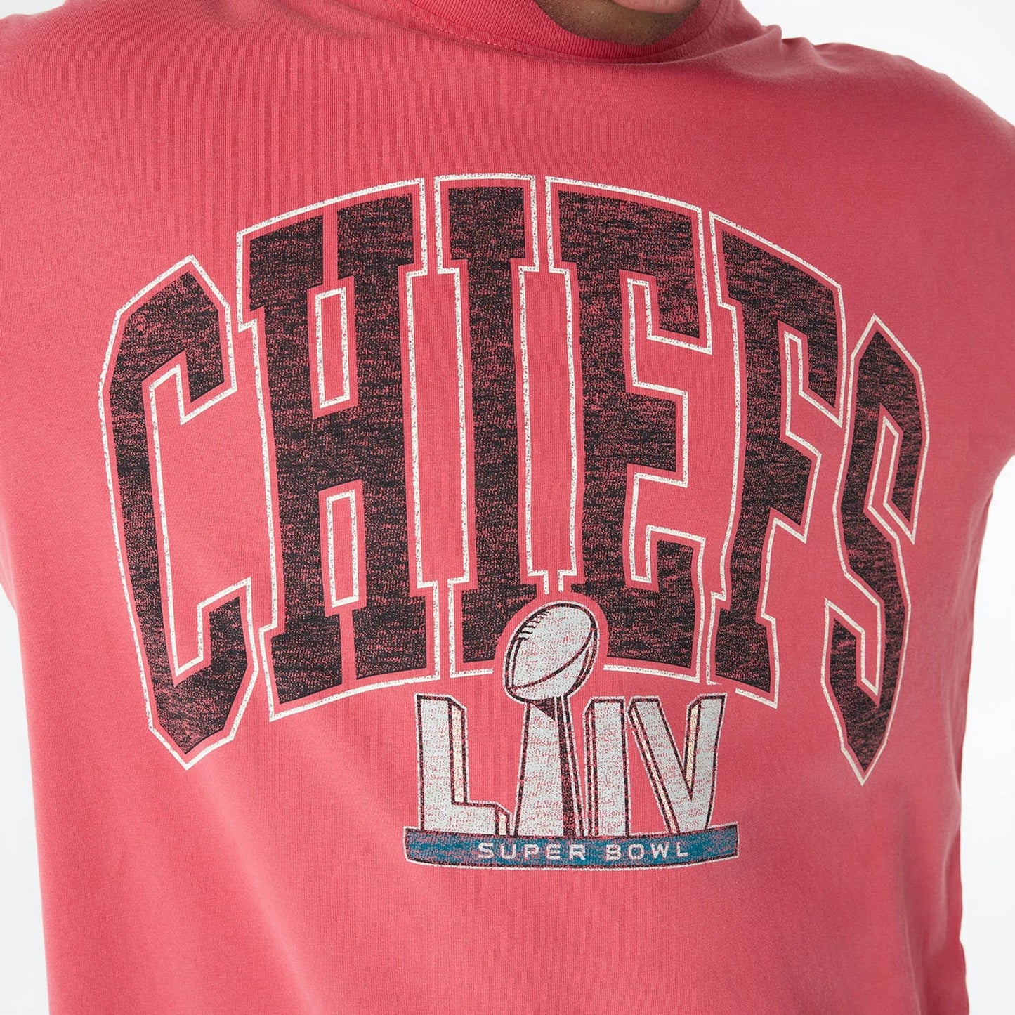 The Male model is wearing Kansas City Chiefs Oversized Essential Red Oversized Long Sleeve T-Shirt 5