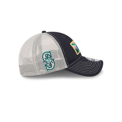 This is a Seattle Mariners State Souvenir White 9TWENTY Adjustable Cap 6