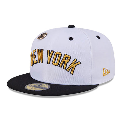 This is a New York Yankees 59FIFTY Day White 59FIFTY Fitted Cap 4