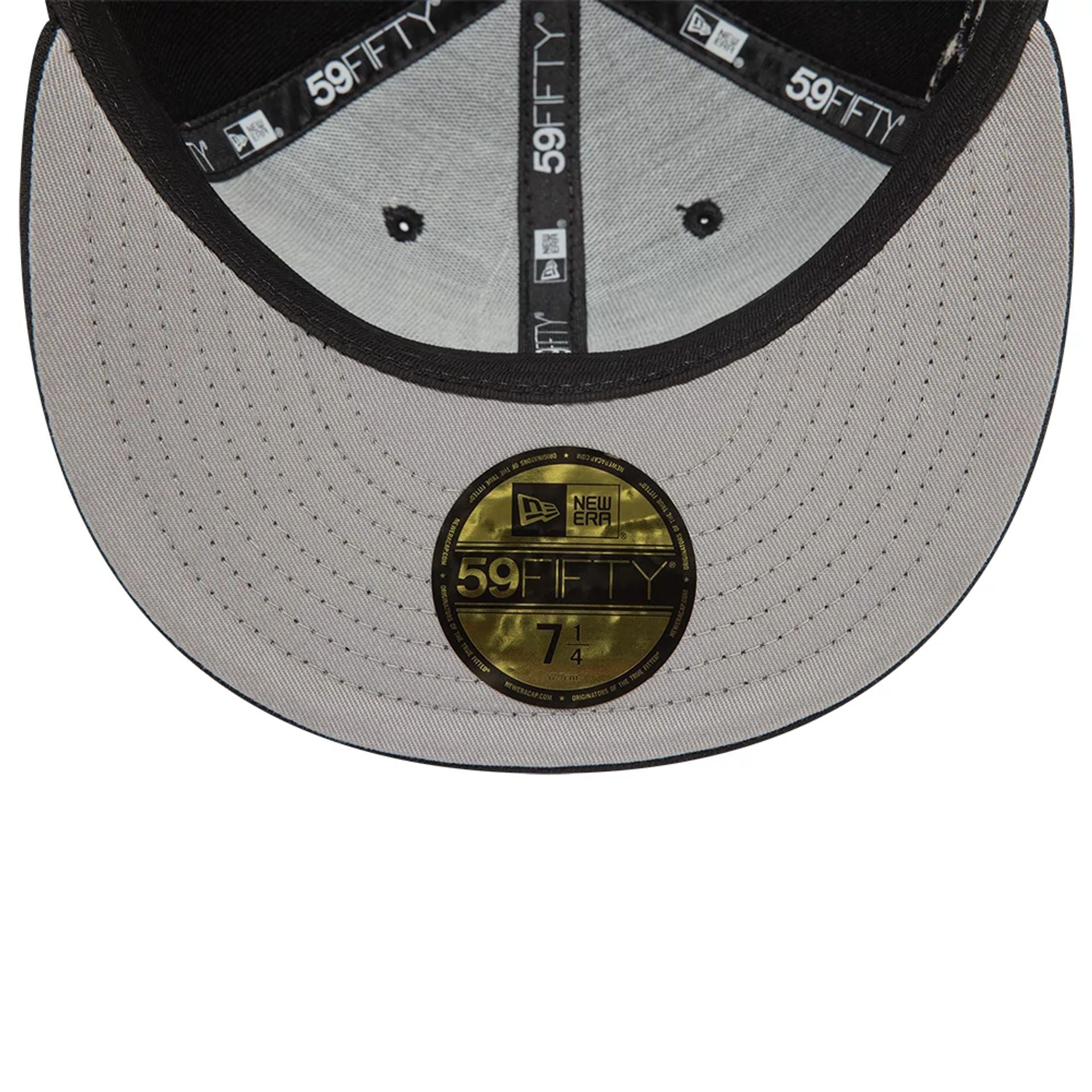 This is a New Era Cherry Blossom Peace Black 59FIFTY Fitted Cap 2