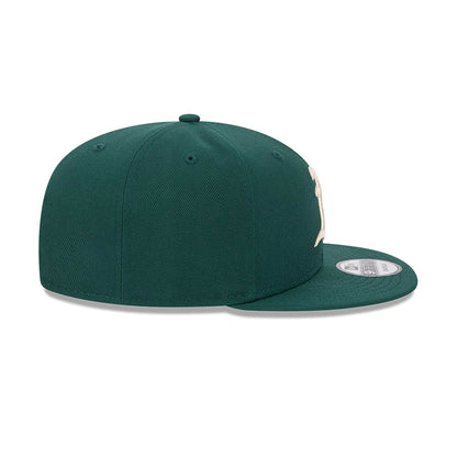 This is a Oakland Athletics City Art Black 9FIFTY Snapback Cap 6