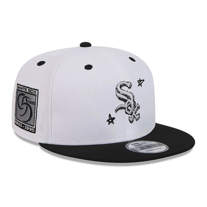 This is a Chicago White Sox Official Doodles White 9FIFTY Snapback Cap 1