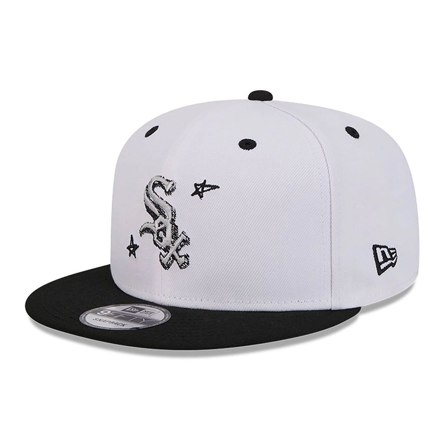 This is a Chicago White Sox Official Doodles White 9FIFTY Snapback Cap 4