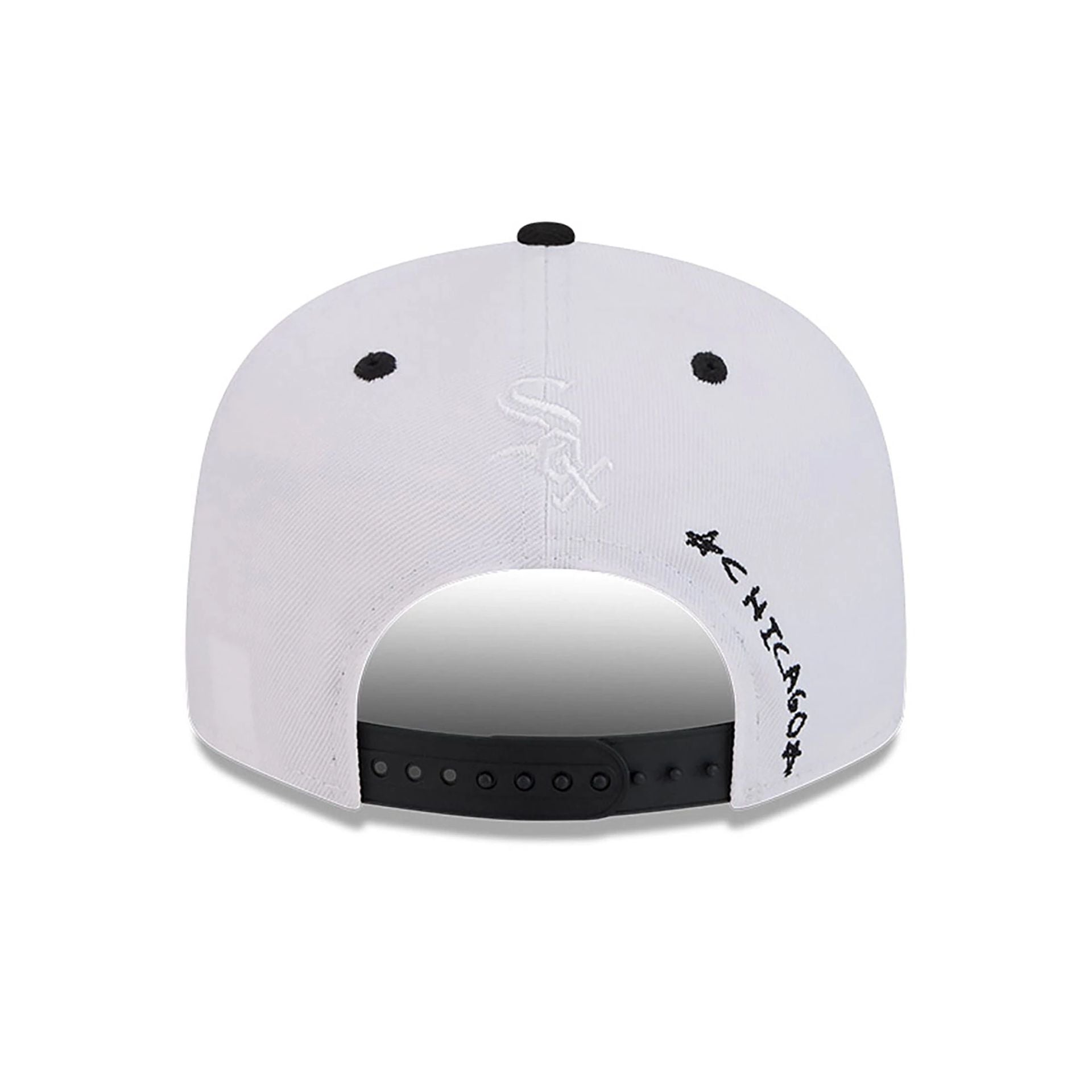 This is a Chicago White Sox Official Doodles White 9FIFTY Snapback Cap 5