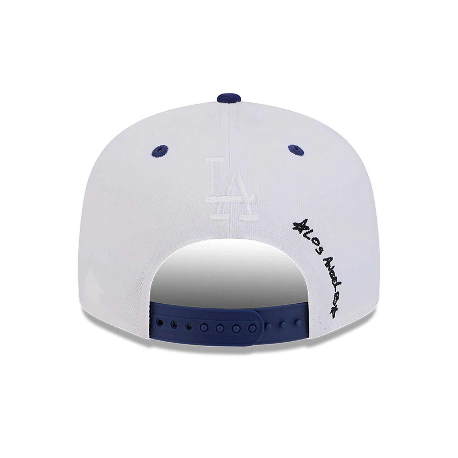 This is a LA Dodgers Official Doodles White 9FIFTY Snapback Cap 5