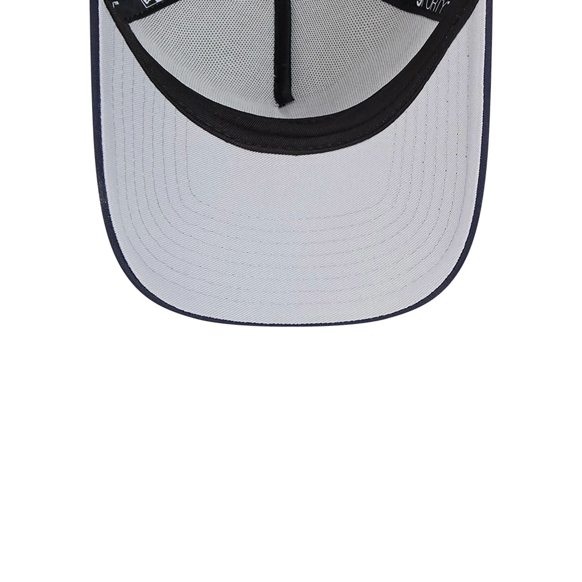 This is a New York Yankees Retro Wordmark Black 9FORTY A-Frame Trucker Adjustable Cap 2