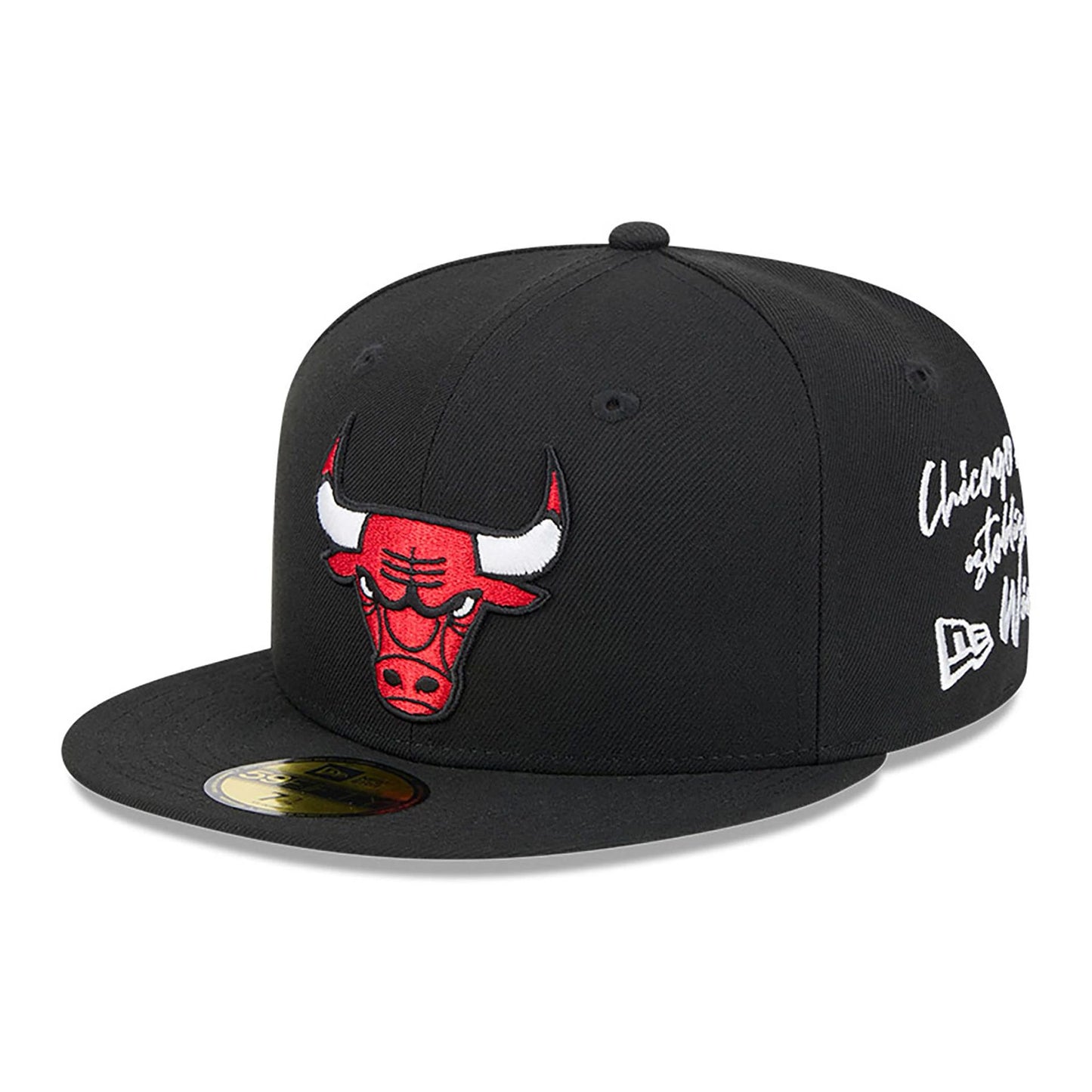 This is a Chicago Bulls Team Verbiage Black 59FIFTY Fitted Cap 1