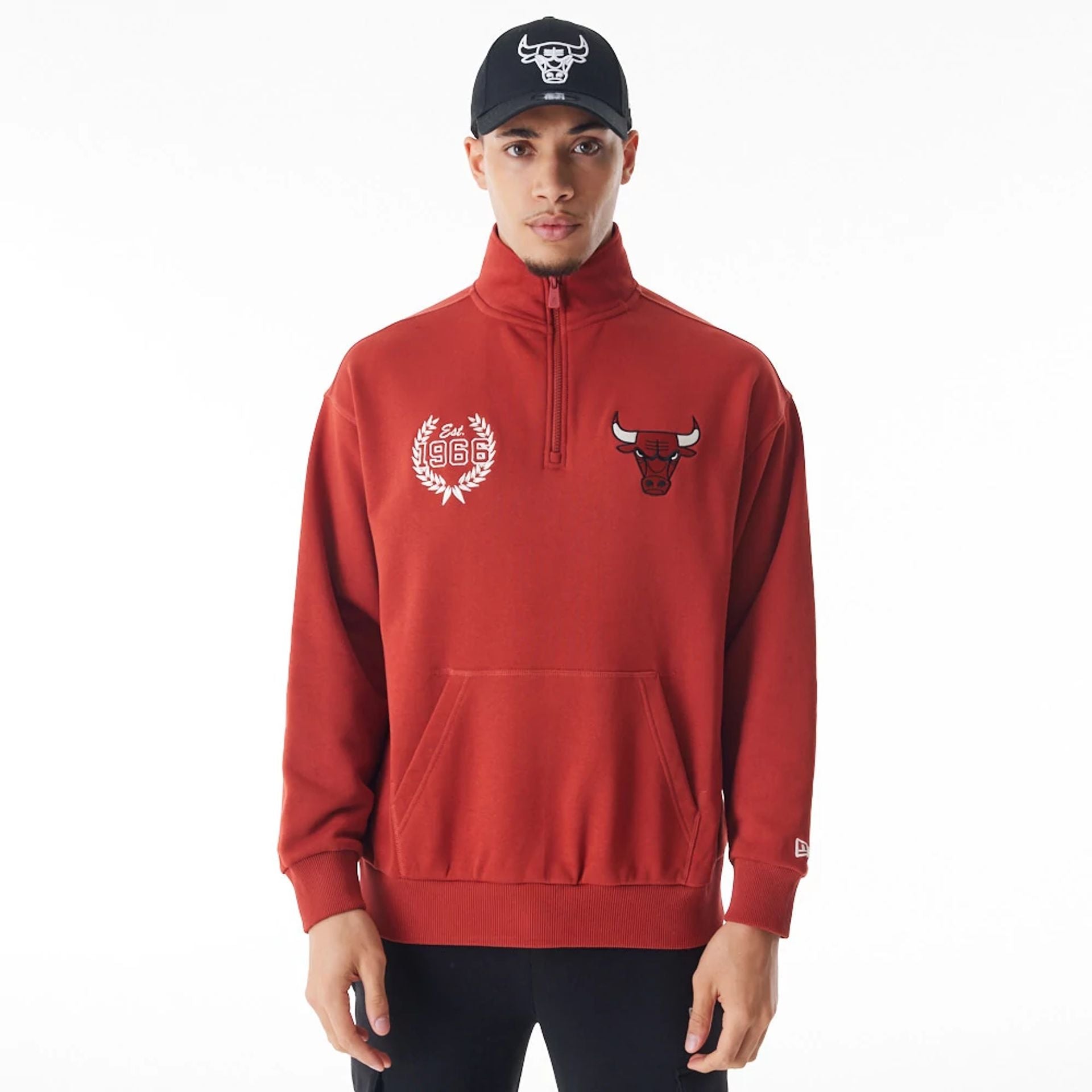 The Male model is wearing Chicago Bulls NBA Lifestyle Red Quarter Zip Sweater  7