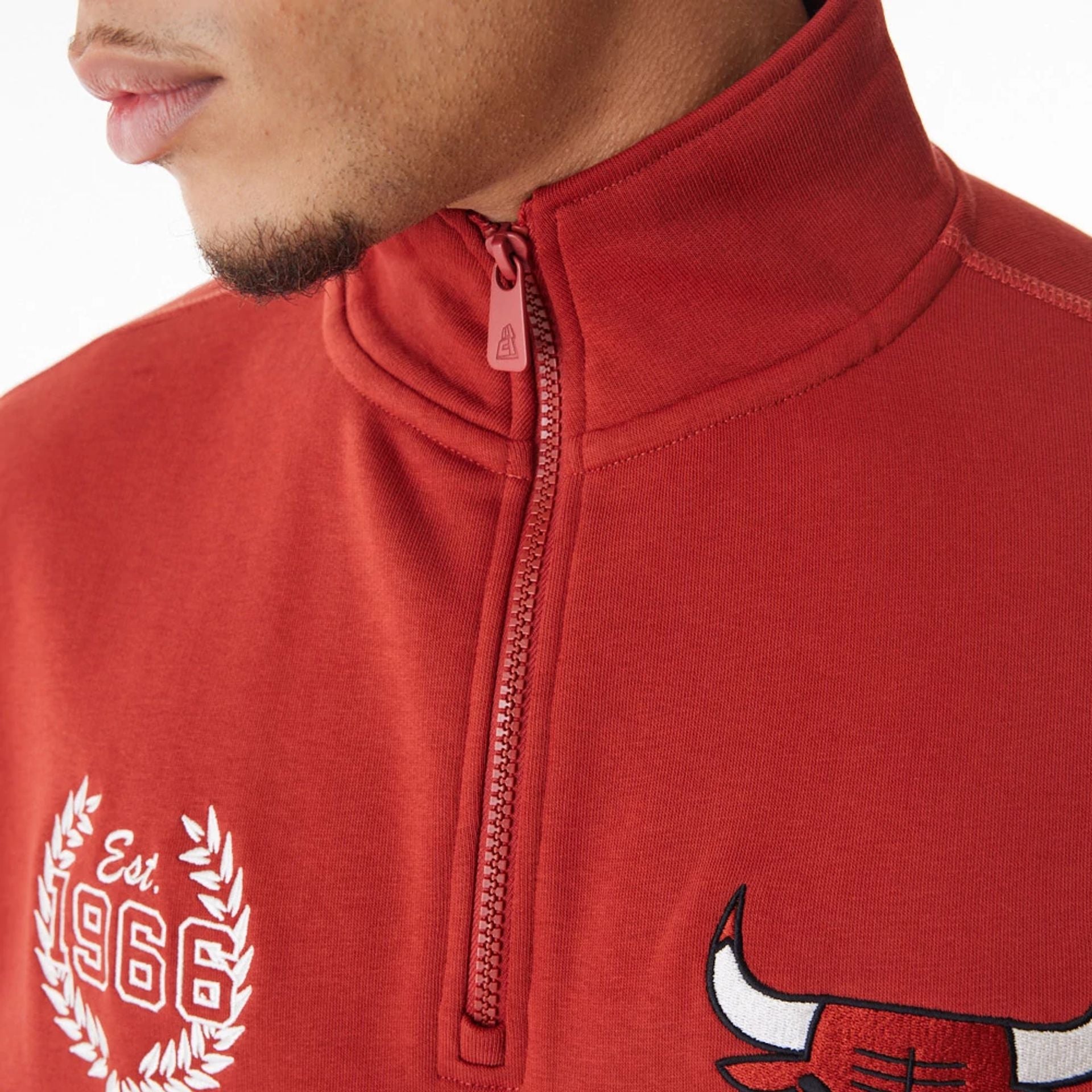 The Male model is wearing Chicago Bulls NBA Lifestyle Red Quarter Zip Sweater  5