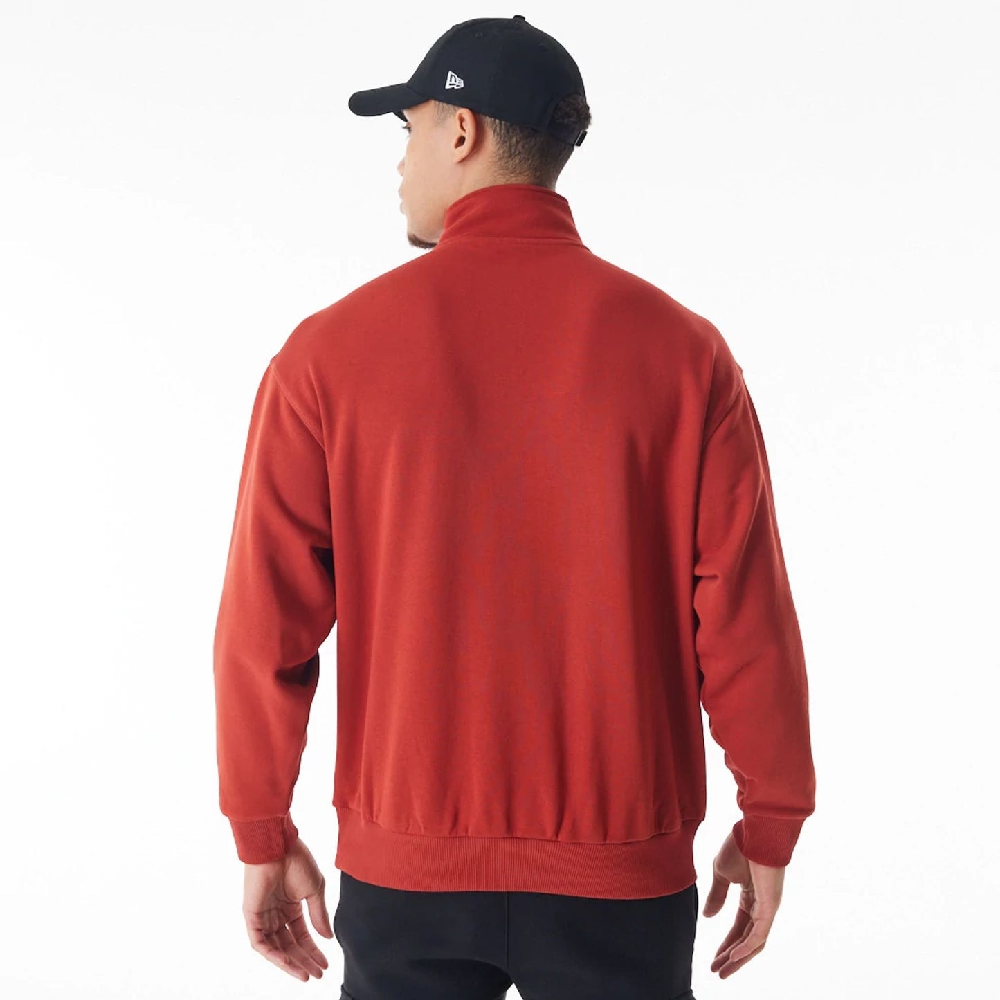 The Male model is wearing Chicago Bulls NBA Lifestyle Red Quarter Zip Sweater  3