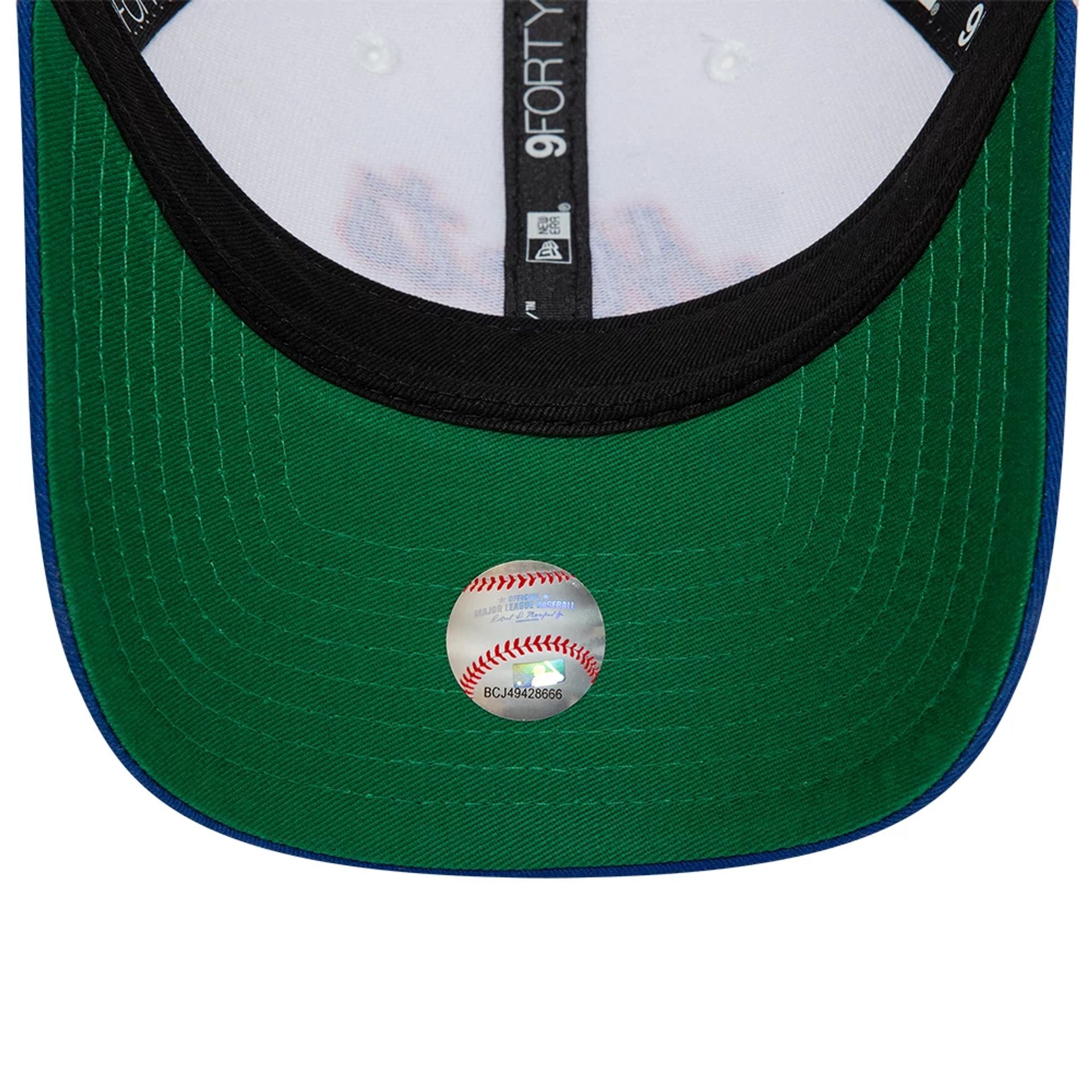 This is a New York Mets MLB London Series 2024 Contrast White 9FORTY Adjustable Cap 2