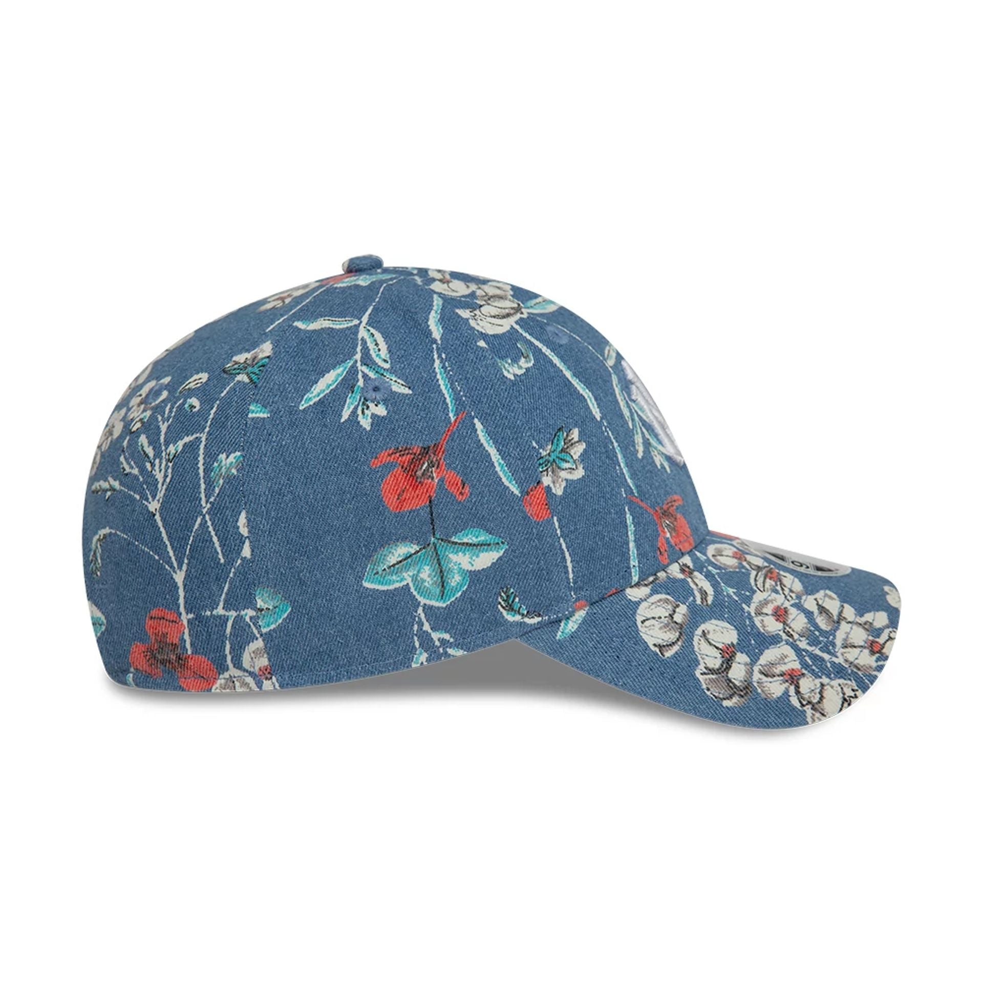 This is a New York Yankees Womens Denim Floral Blue 9FORTY Adjustable Cap 7