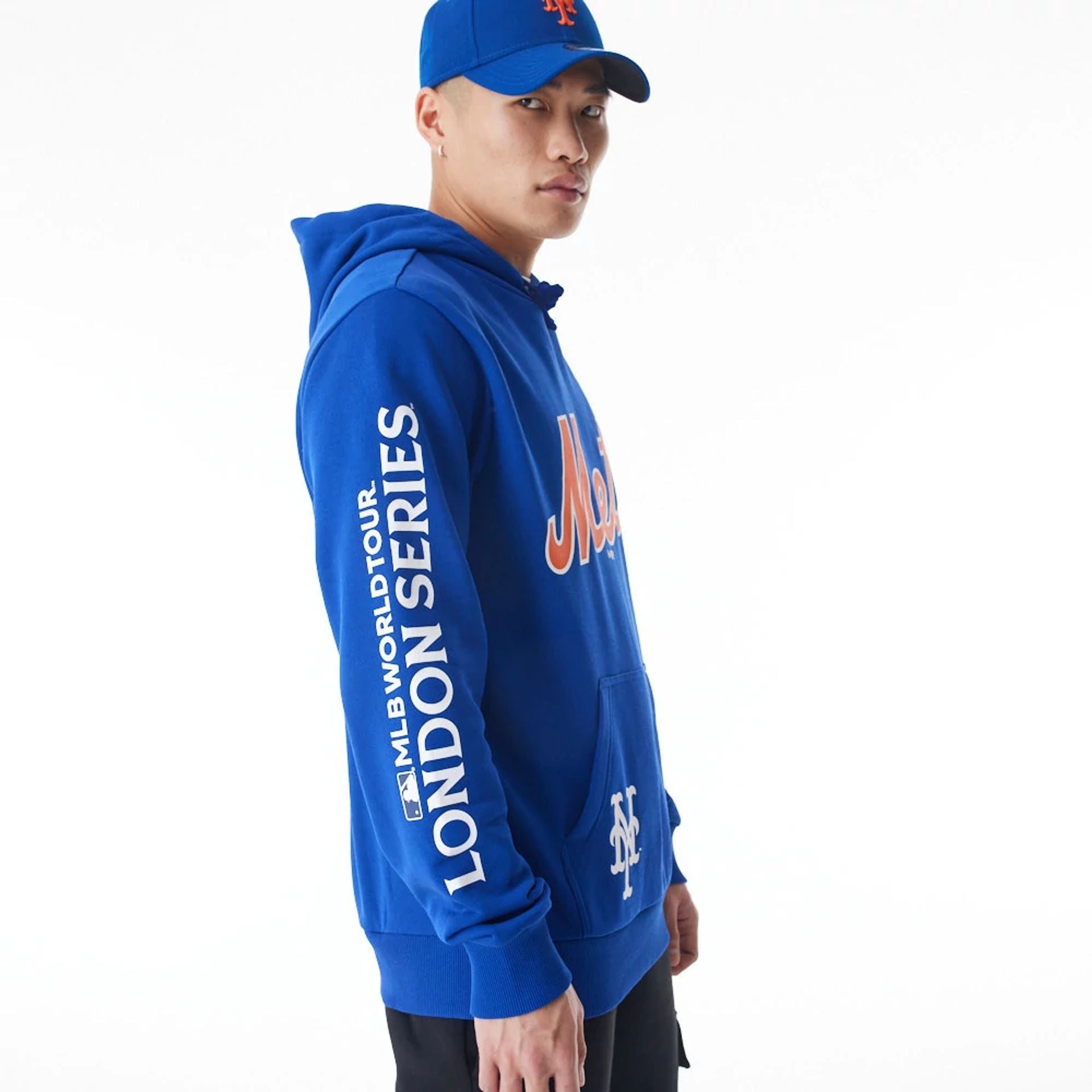 The Male model is wearing New York Mets MLB London Series 2024 Blue Pullover Hoodie 2