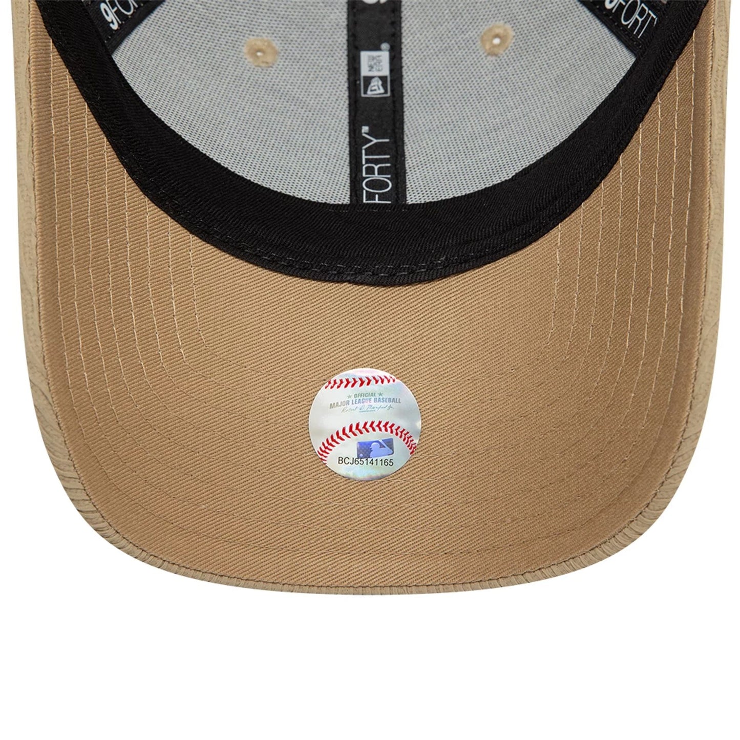 This is a Chicago White Sox Womens Ruching Light Beige 9FORTY Adjustable Cap 5