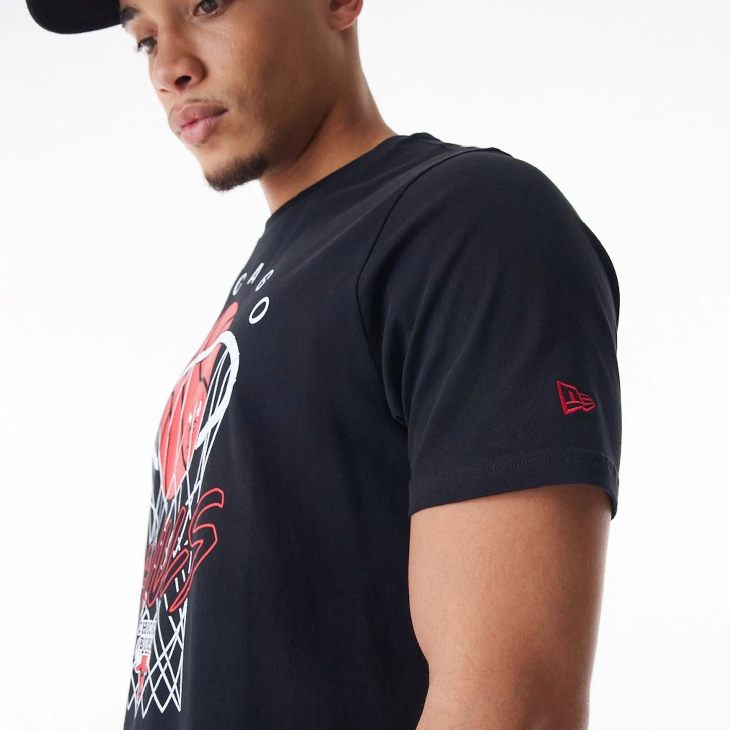 The Male model is wearing Chicago Bulls NBA Net Graphic Black T-Shirt 4