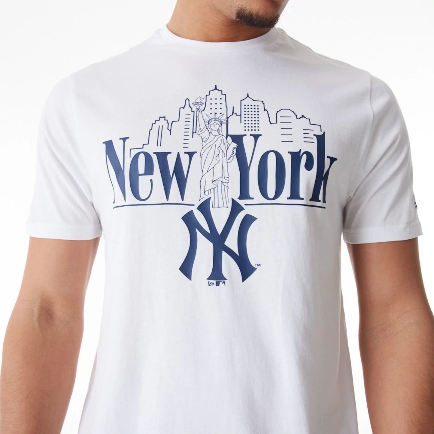 The Male model is wearing New York Yankees MLB Graphic White T-Shirt 6