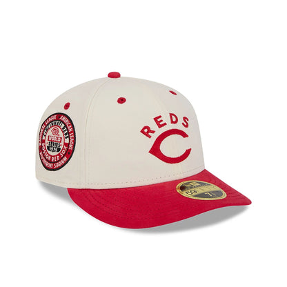 This is a Cincinnati Reds Vintage Stack White Low Profile 59FIFTY Fitted Cap 1