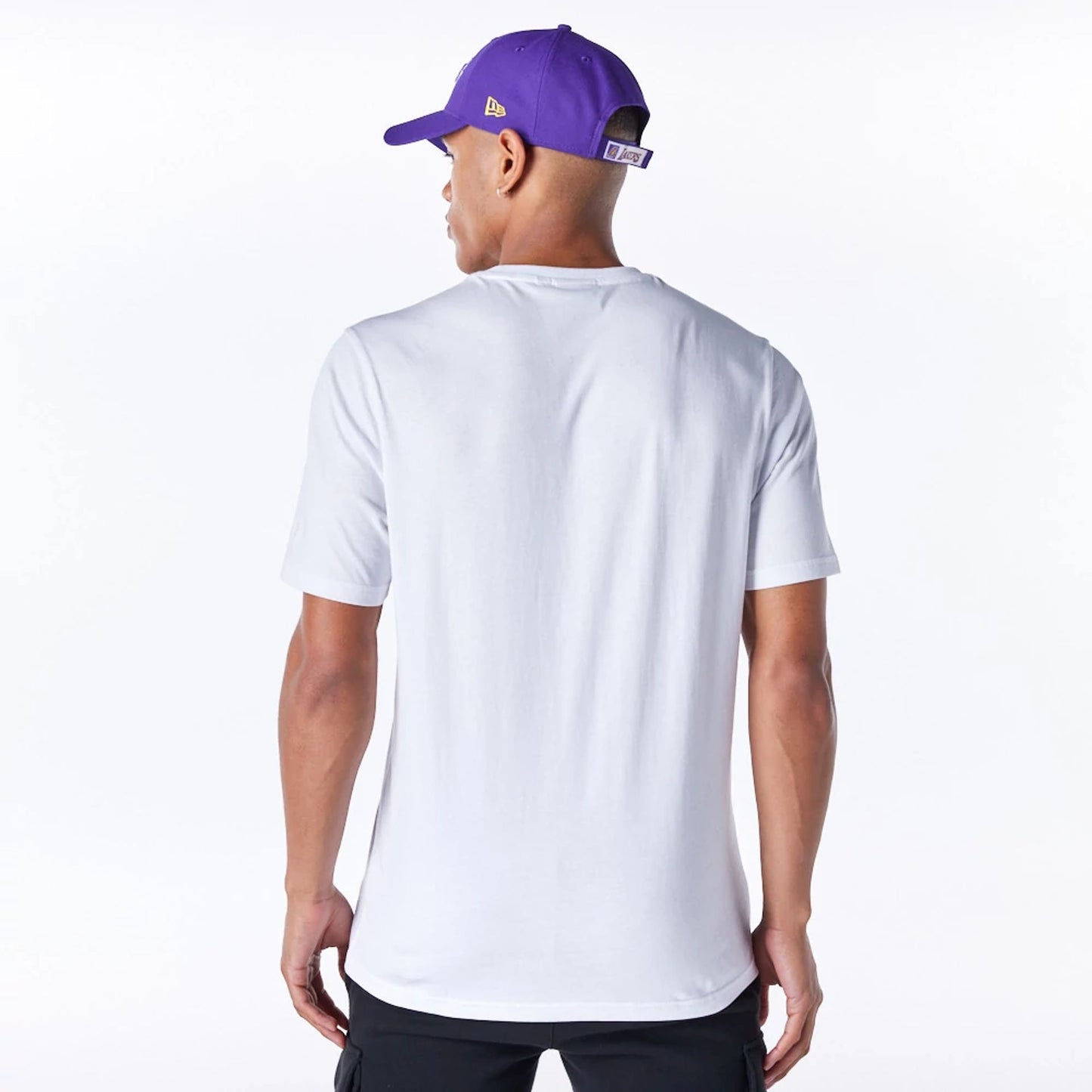 The Male model is wearing LA Lakers NBA Wordmark Graphic White T-Shirt 6