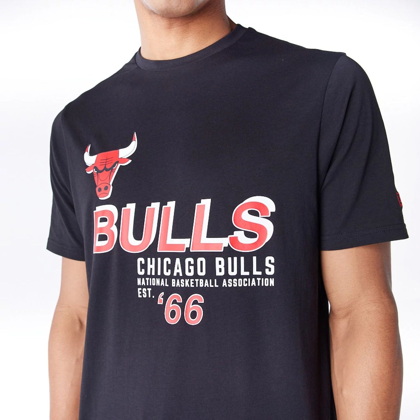 The Male model is wearing Chicago Bulls NBA Graphic Black T-Shirt 2