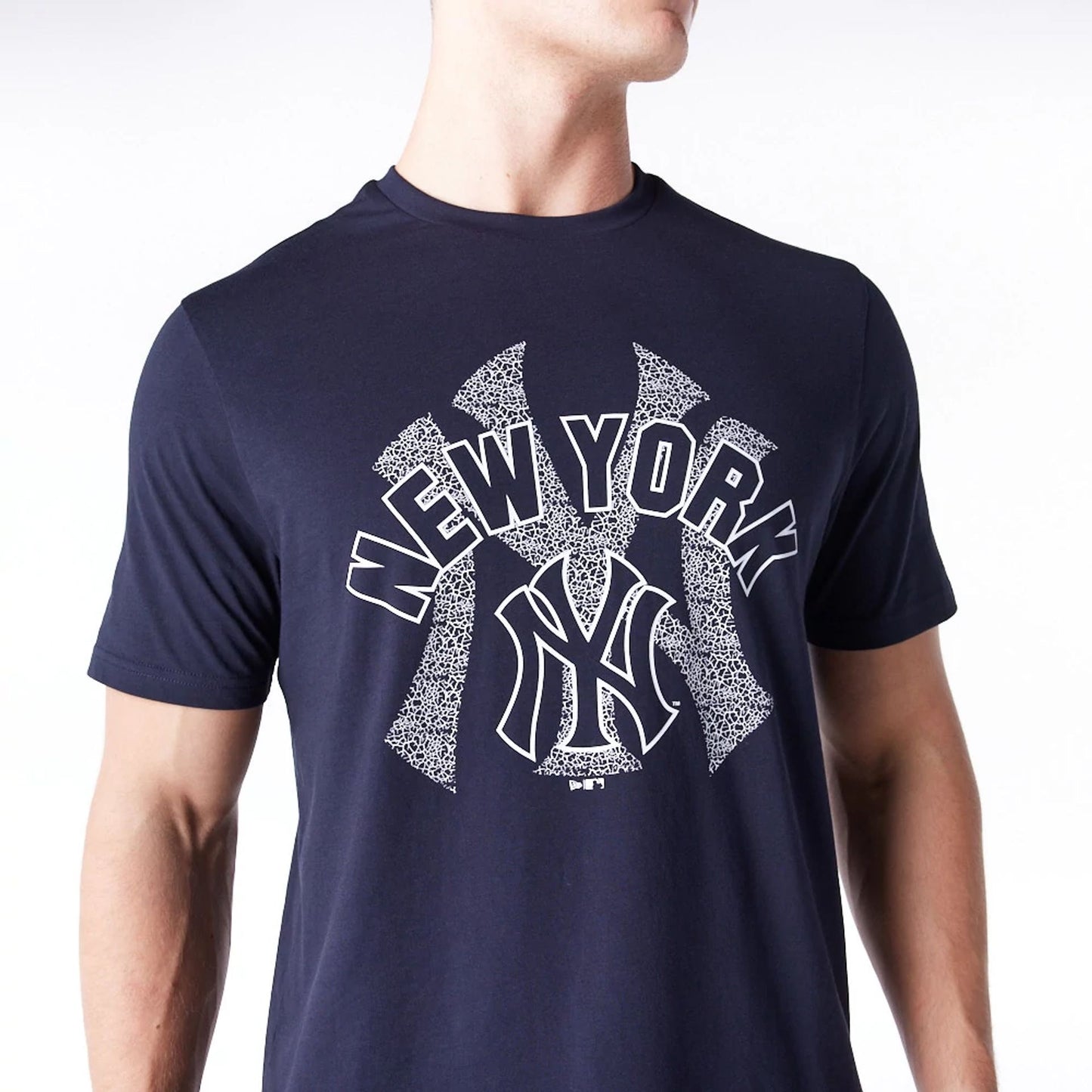 The Male model is wearing New York Yankees MLB Team Logo Graphic Navy T-Shirt 4