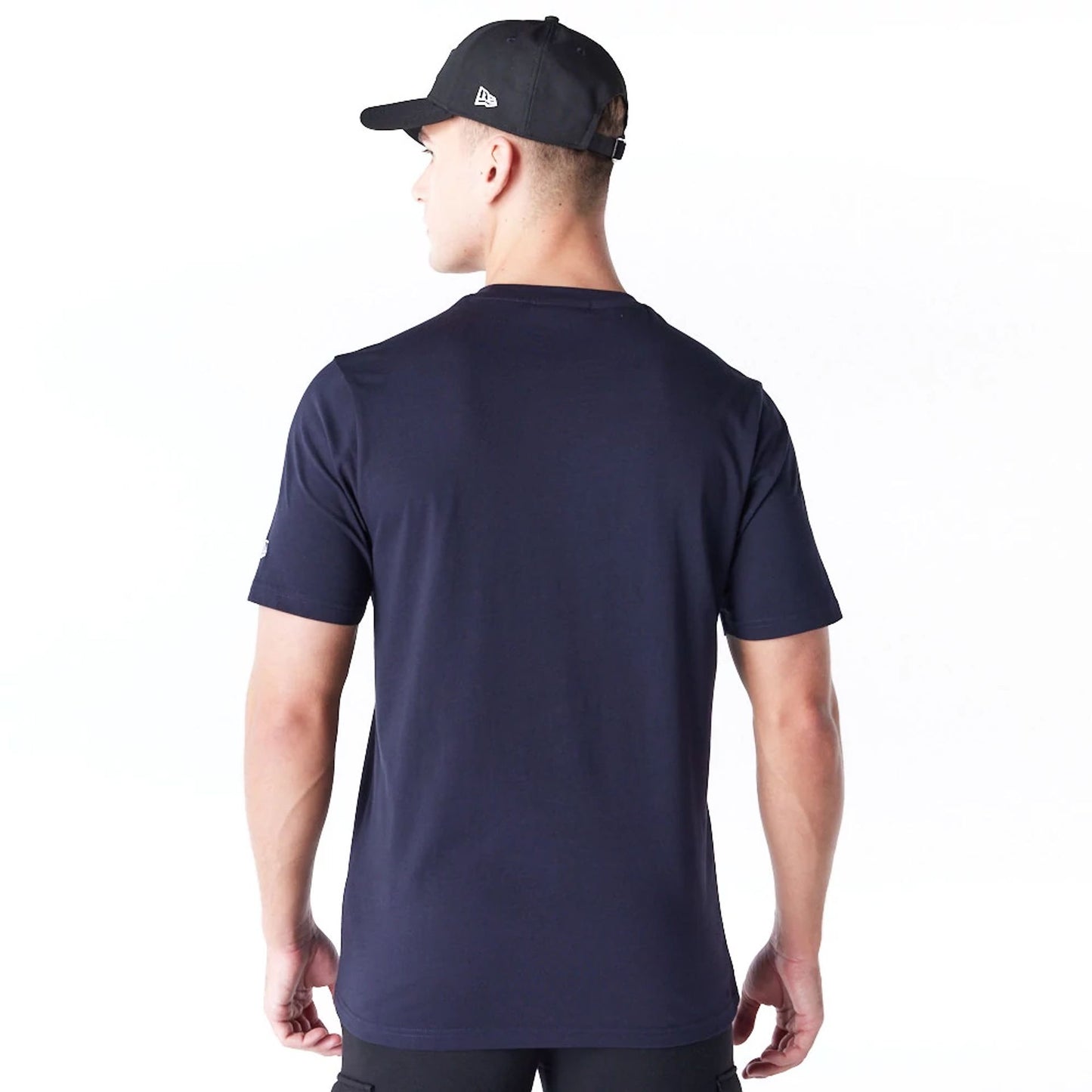 The Male model is wearing New York Yankees MLB Team Logo Graphic Navy T-Shirt 3