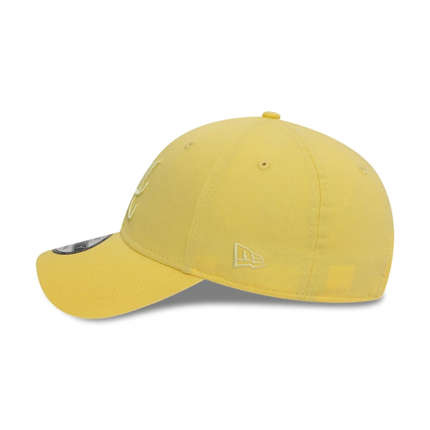 This is a Atlanta Braves MLB Washed Pastel Pastel Yellow 9FORTY Adjustable Cap 6