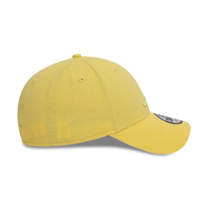 This is a Atlanta Braves MLB Washed Pastel Pastel Yellow 9FORTY Adjustable Cap 7