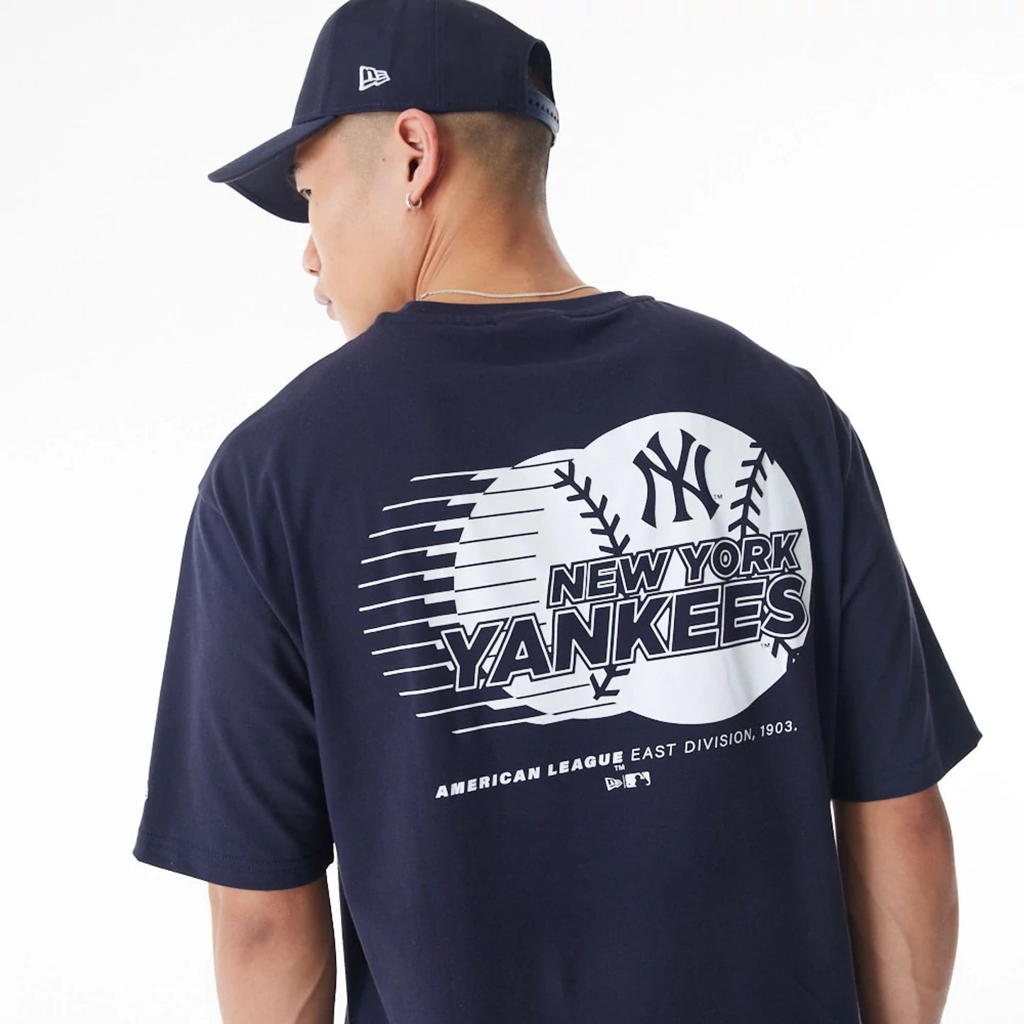 The Male model is wearing New York Yankees Baseball Graphic Navy Oversized T-Shirt  5