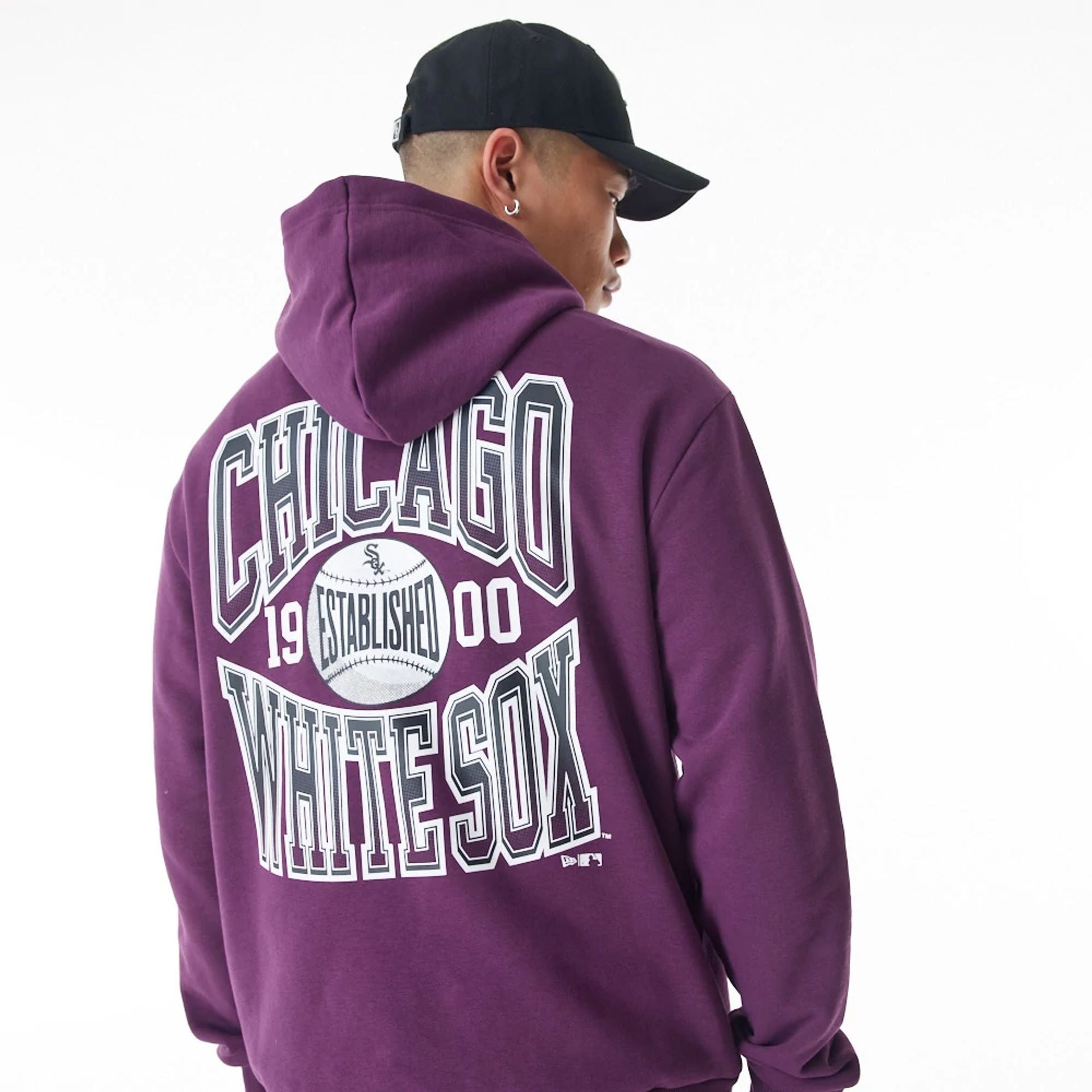 The Male model is wearing Chicago White Sox MLB Gradient Dark Purple Oversized Pullover Hoodie  4