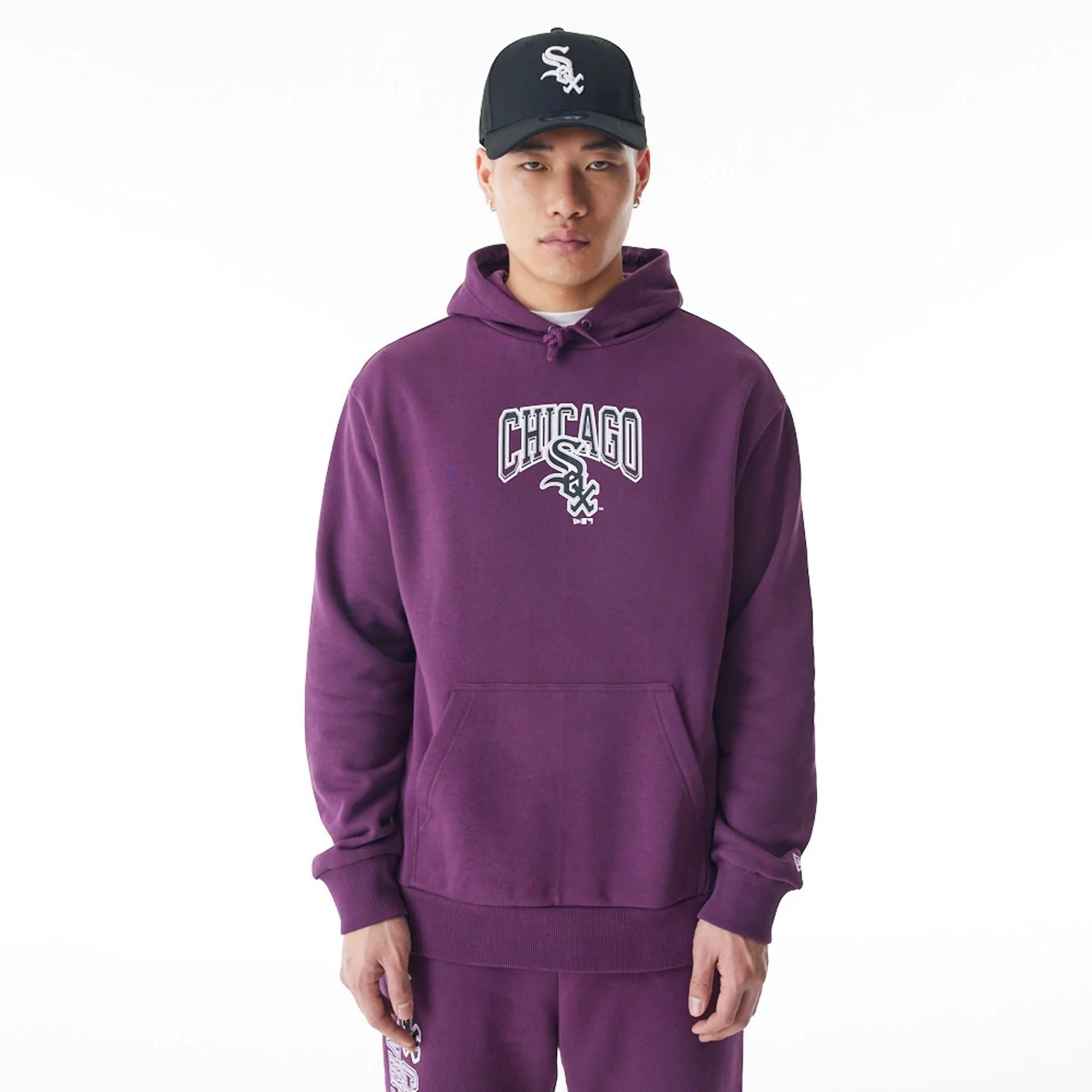 The Male model is wearing Chicago White Sox MLB Gradient Dark Purple Oversized Pullover Hoodie  1