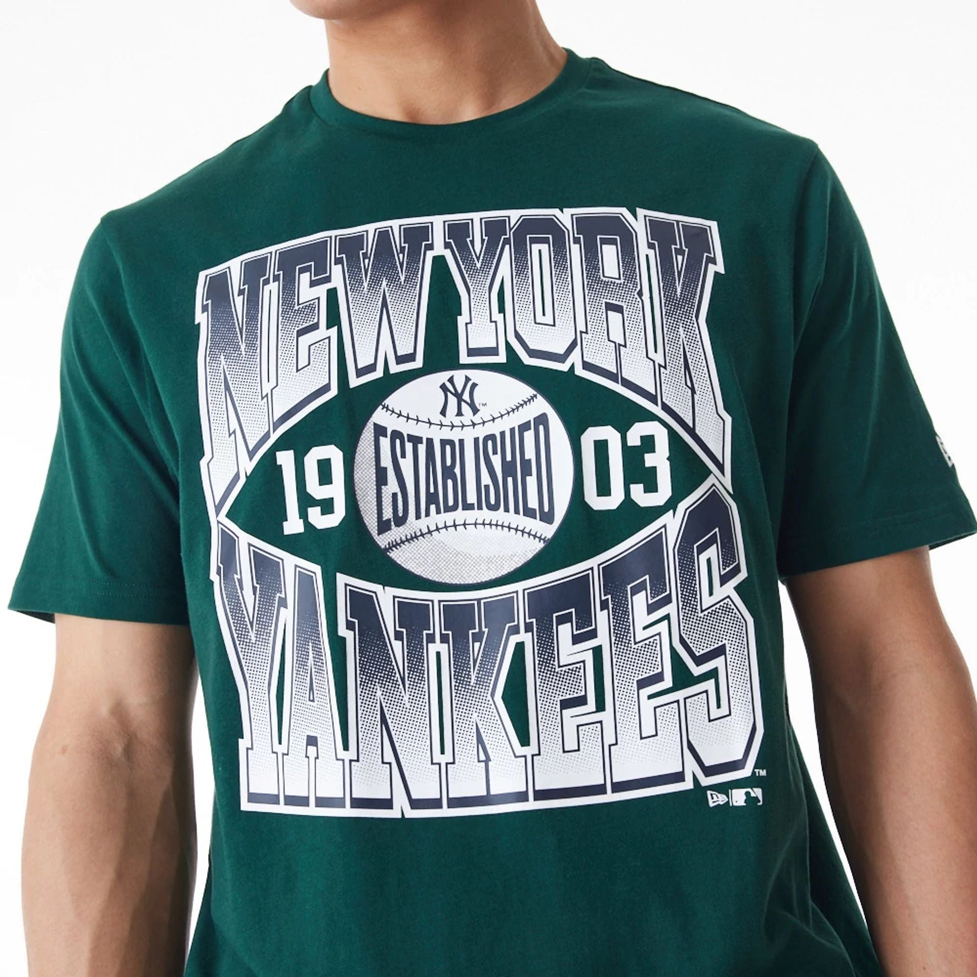 The Male model is wearing New York Yankees MLB Gradient Graphic Dark Green T-Shirt  3