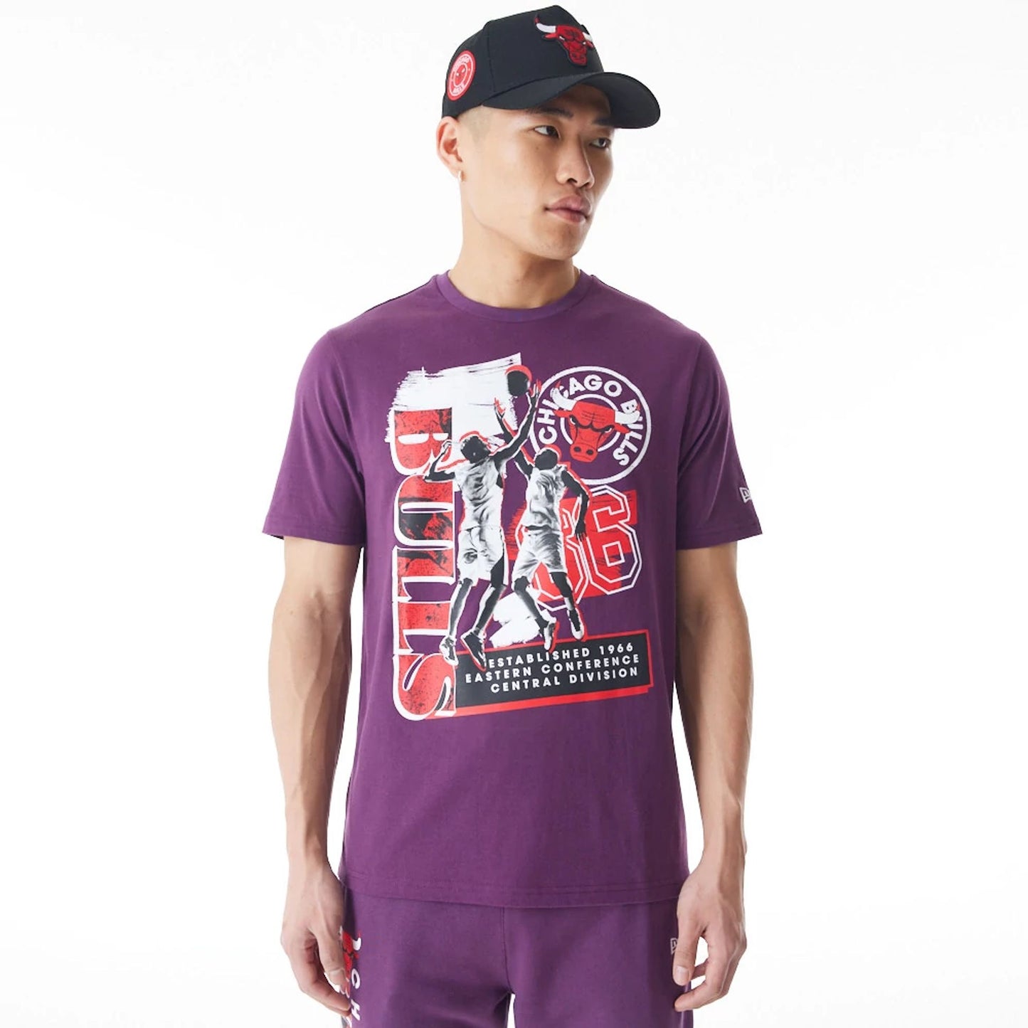 The Male model is wearing Chicago Bulls NBA Player Graphic Dark Purple T-Shirt  2