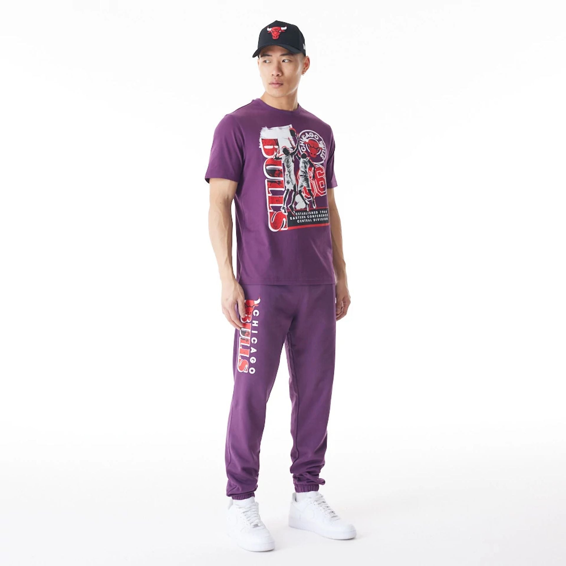 The Male model is wearing Chicago Bulls NBA Player Graphic Dark Purple T-Shirt  9