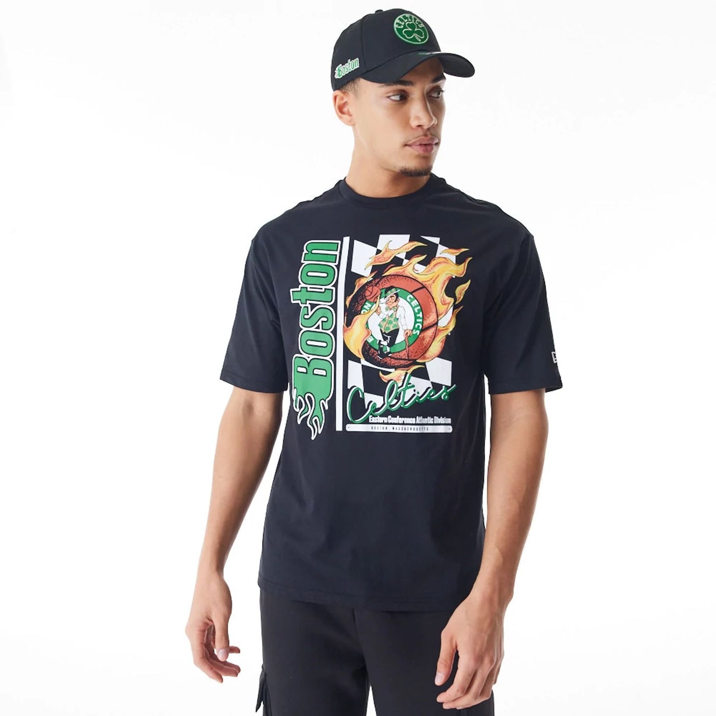 The Male model is wearing Boston Celtics NBA Flame Print Black Oversized T-Shirt  1