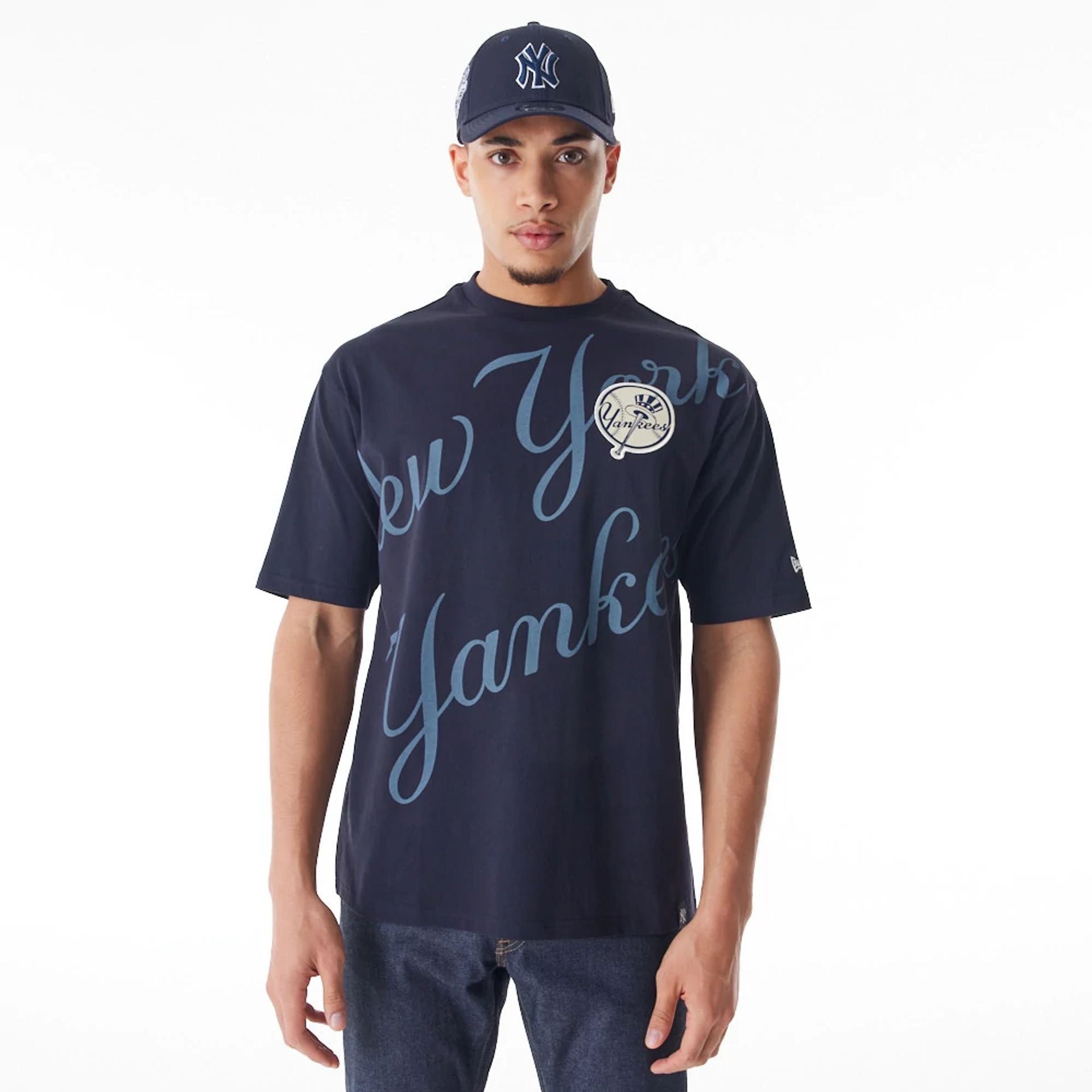 The Male model is wearing New York Yankees MLB Script Graphic Navy Oversized T-Shirt  1